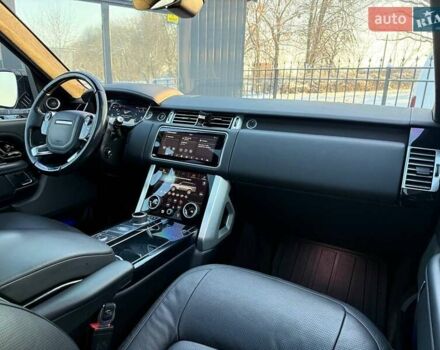 Чорний Ленд Ровер Рендж Ровер, об'ємом двигуна 5 л та пробігом 163 тис. км за 63000 $, фото 35 на Automoto.ua