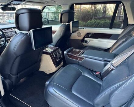 Чорний Ленд Ровер Рендж Ровер, об'ємом двигуна 4.4 л та пробігом 99 тис. км за 76900 $, фото 13 на Automoto.ua