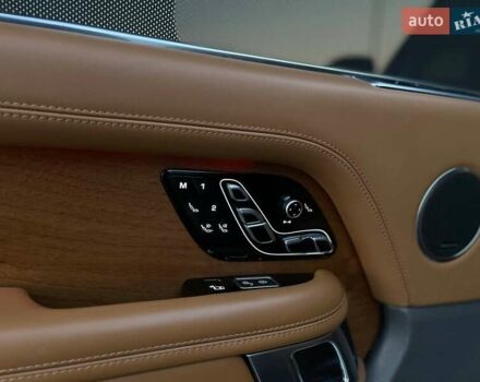 Черный Ленд Ровер Рендж Ровер, объемом двигателя 4.37 л и пробегом 137 тыс. км за 69000 $, фото 23 на Automoto.ua