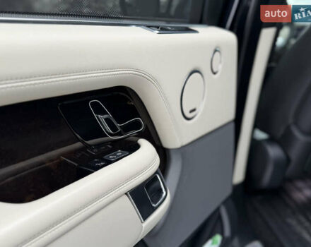 Черный Ленд Ровер Рендж Ровер, объемом двигателя 5 л и пробегом 163 тыс. км за 57000 $, фото 31 на Automoto.ua