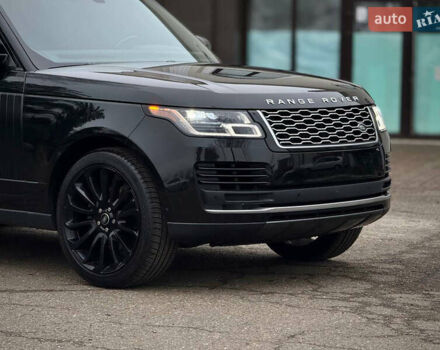 Ленд Ровер Рендж Ровер 2019 у Чернівцях на Automoto.ua Чорний Ленд Ровер Рендж Ровер, об'ємом двигуна 2.99 л та пробігом 142 тис. км за 62000 $, фото 8 на Automoto.ua