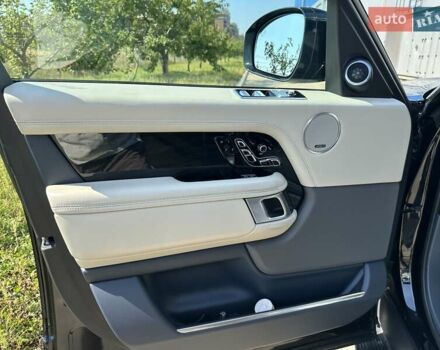 Чорний Ленд Ровер Рендж Ровер, об'ємом двигуна 4.37 л та пробігом 140 тис. км за 77000 $, фото 16 на Automoto.ua