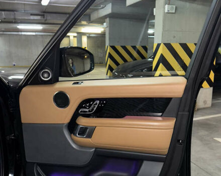 Чорний Ленд Ровер Рендж Ровер, об'ємом двигуна 4.37 л та пробігом 235 тис. км за 91000 $, фото 20 на Automoto.ua