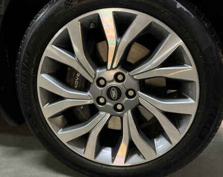 Чорний Ленд Ровер Рендж Ровер, об'ємом двигуна 4.37 л та пробігом 235 тис. км за 91000 $, фото 10 на Automoto.ua