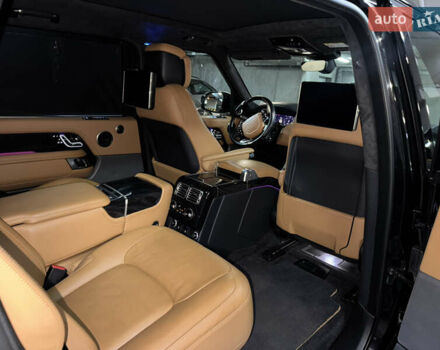 Чорний Ленд Ровер Рендж Ровер, об'ємом двигуна 4.37 л та пробігом 235 тис. км за 91000 $, фото 34 на Automoto.ua