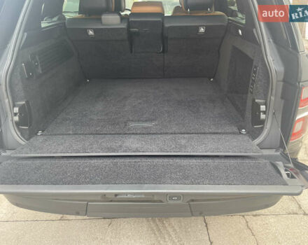 Чорний Ленд Ровер Рендж Ровер, об'ємом двигуна 4.37 л та пробігом 131 тис. км за 81750 $, фото 15 на Automoto.ua