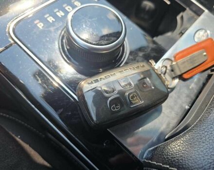 Чорний Ленд Ровер Рендж Ровер, об'ємом двигуна 0 л та пробігом 49 тис. км за 38000 $, фото 10 на Automoto.ua