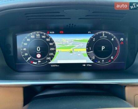 Чорний Ленд Ровер Рендж Ровер, об'ємом двигуна 3 л та пробігом 123 тис. км за 77000 $, фото 15 на Automoto.ua