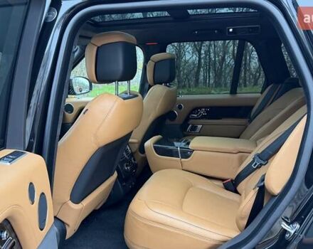 Черный Ленд Ровер Рендж Ровер, объемом двигателя 4.37 л и пробегом 52 тыс. км за 115000 $, фото 18 на Automoto.ua