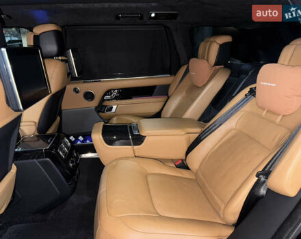 Чорний Ленд Ровер Рендж Ровер, об'ємом двигуна 4.37 л та пробігом 235 тис. км за 91000 $, фото 29 на Automoto.ua