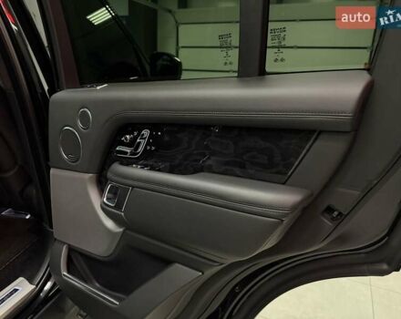 Черный Ленд Ровер Рендж Ровер, объемом двигателя 4.37 л и пробегом 139 тыс. км за 82500 $, фото 52 на Automoto.ua