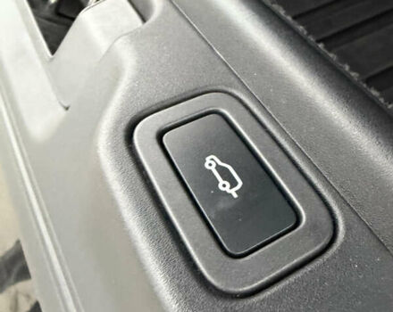 Черный Ленд Ровер Рендж Ровер, объемом двигателя 4.37 л и пробегом 95 тыс. км за 90500 $, фото 42 на Automoto.ua