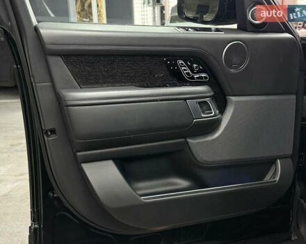 Чорний Ленд Ровер Рендж Ровер, об'ємом двигуна 4.37 л та пробігом 124 тис. км за 88000 $, фото 20 на Automoto.ua