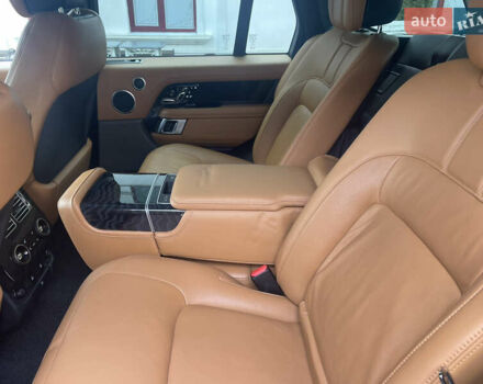 Чорний Ленд Ровер Рендж Ровер, об'ємом двигуна 4.37 л та пробігом 131 тис. км за 81750 $, фото 23 на Automoto.ua