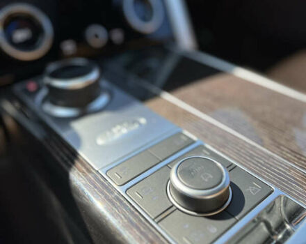 Черный Ленд Ровер Рендж Ровер, объемом двигателя 3 л и пробегом 106 тыс. км за 94900 $, фото 36 на Automoto.ua