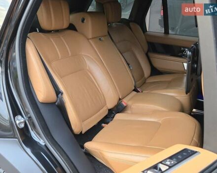 Чорний Ленд Ровер Рендж Ровер, об'ємом двигуна 4.4 л та пробігом 202 тис. км за 68900 $, фото 13 на Automoto.ua