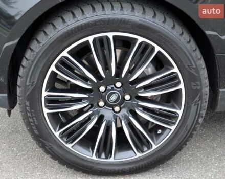 Чорний Ленд Ровер Рендж Ровер, об'ємом двигуна 5 л та пробігом 115 тис. км за 82999 $, фото 24 на Automoto.ua