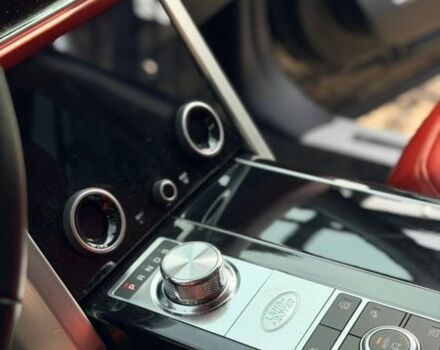 Черный Ленд Ровер Рендж Ровер, объемом двигателя 5 л и пробегом 78 тыс. км за 87000 $, фото 45 на Automoto.ua