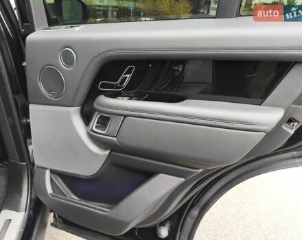 Черный Ленд Ровер Рендж Ровер, объемом двигателя 3 л и пробегом 68 тыс. км за 73947 $, фото 41 на Automoto.ua