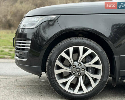 Черный Ленд Ровер Рендж Ровер, объемом двигателя 4.37 л и пробегом 95 тыс. км за 90500 $, фото 8 на Automoto.ua
