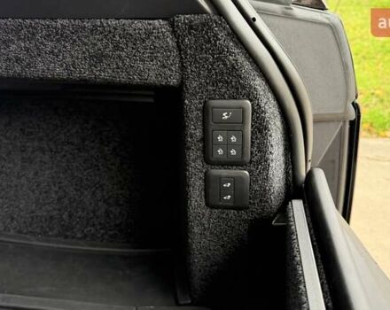 Черный Ленд Ровер Рендж Ровер, объемом двигателя 4.37 л и пробегом 52 тыс. км за 115000 $, фото 21 на Automoto.ua