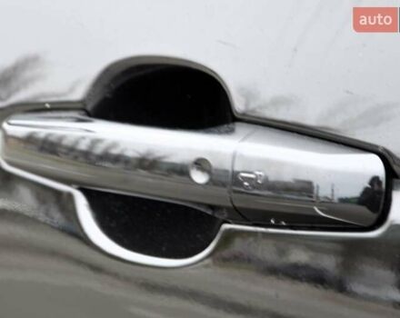 Чорний Ленд Ровер Рендж Ровер, об'ємом двигуна 5 л та пробігом 115 тис. км за 79999 $, фото 18 на Automoto.ua