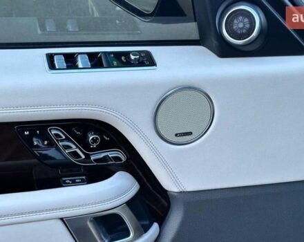 Чорний Ленд Ровер Рендж Ровер, об'ємом двигуна 5 л та пробігом 122 тис. км за 79999 $, фото 31 на Automoto.ua