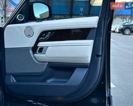 Черный Ленд Ровер Рендж Ровер, объемом двигателя 5 л и пробегом 125 тыс. км за 79900 $, фото 44 на Automoto.ua