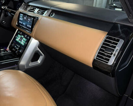 Чорний Ленд Ровер Рендж Ровер, об'ємом двигуна 4.37 л та пробігом 235 тис. км за 91000 $, фото 22 на Automoto.ua