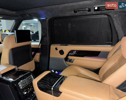 Чорний Ленд Ровер Рендж Ровер, об'ємом двигуна 4.37 л та пробігом 235 тис. км за 91000 $, фото 36 на Automoto.ua