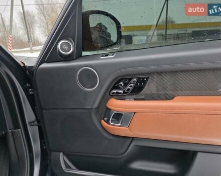 Чорний Ленд Ровер Рендж Ровер, об'ємом двигуна 5 л та пробігом 118 тис. км за 90000 $, фото 12 на Automoto.ua