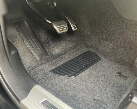 Чорний Ленд Ровер Рендж Ровер, об'ємом двигуна 4.37 л та пробігом 131 тис. км за 81750 $, фото 12 на Automoto.ua