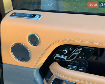 Чорний Ленд Ровер Рендж Ровер, об'ємом двигуна 3 л та пробігом 143 тис. км за 84900 $, фото 7 на Automoto.ua