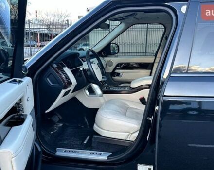 Чорний Ленд Ровер Рендж Ровер, об'ємом двигуна 5 л та пробігом 122 тис. км за 79999 $, фото 32 на Automoto.ua