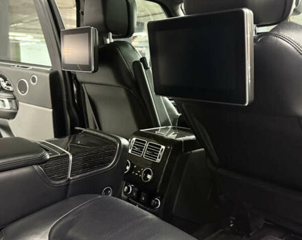 Чорний Ленд Ровер Рендж Ровер, об'ємом двигуна 4.37 л та пробігом 124 тис. км за 88000 $, фото 25 на Automoto.ua