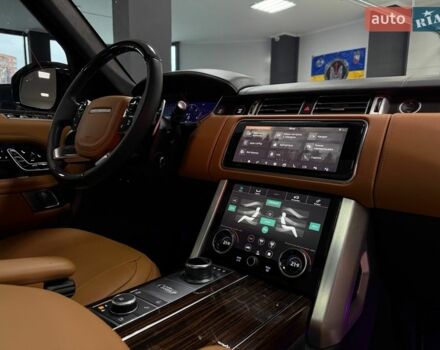 Черный Ленд Ровер Рендж Ровер, объемом двигателя 3 л и пробегом 49 тыс. км за 93500 $, фото 63 на Automoto.ua