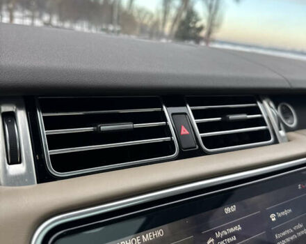 Черный Ленд Ровер Рендж Ровер, объемом двигателя 3 л и пробегом 90 тыс. км за 75555 $, фото 61 на Automoto.ua