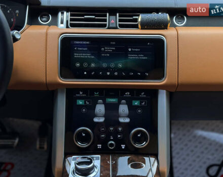 Чорний Ленд Ровер Рендж Ровер, об'ємом двигуна 3 л та пробігом 40 тис. км за 115000 $, фото 46 на Automoto.ua