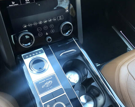 Черный Ленд Ровер Рендж Ровер, объемом двигателя 3 л и пробегом 115 тыс. км за 110000 $, фото 5 на Automoto.ua