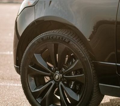 Чорний Ленд Ровер Рендж Ровер, об'ємом двигуна 3 л та пробігом 54 тис. км за 115000 $, фото 32 на Automoto.ua