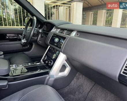 Черный Ленд Ровер Рендж Ровер, объемом двигателя 5 л и пробегом 77 тыс. км за 73499 $, фото 81 на Automoto.ua