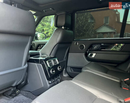 Черный Ленд Ровер Рендж Ровер, объемом двигателя 5 л и пробегом 77 тыс. км за 73499 $, фото 86 на Automoto.ua