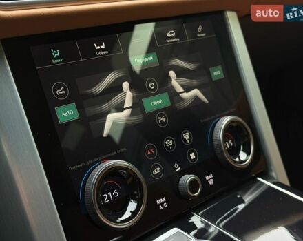 Чорний Ленд Ровер Рендж Ровер, об'ємом двигуна 3 л та пробігом 71 тис. км за 89990 $, фото 59 на Automoto.ua