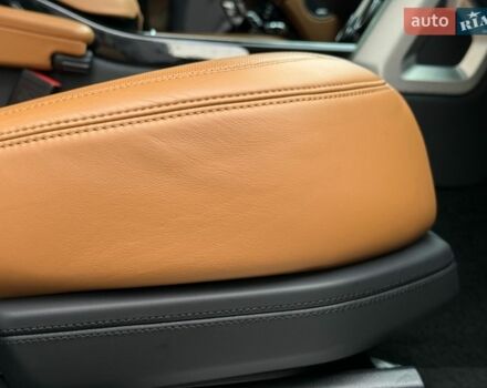 Чорний Ленд Ровер Рендж Ровер, об'ємом двигуна 3 л та пробігом 71 тис. км за 89990 $, фото 68 на Automoto.ua