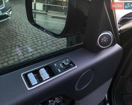 Черный Ленд Ровер Рендж Ровер, объемом двигателя 5 л и пробегом 69 тыс. км за 69950 $, фото 11 на Automoto.ua