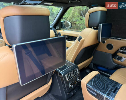 Чорний Ленд Ровер Рендж Ровер, об'ємом двигуна 3 л та пробігом 110 тис. км за 110000 $, фото 22 на Automoto.ua