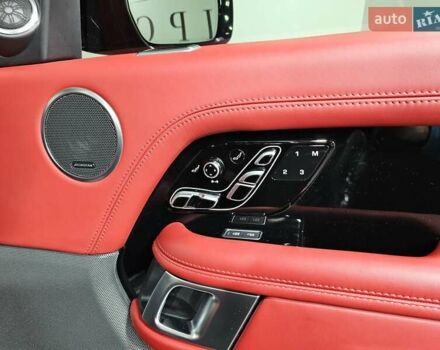 Ленд Ровер Рендж Ровер 2021 у Києві на Automoto.ua Чорний Ленд Ровер Рендж Ровер, об'ємом двигуна 3 л та пробігом 103 тис. км за 89999 $, фото 18 на Automoto.ua