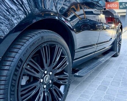 Черный Ленд Ровер Рендж Ровер, объемом двигателя 3 л и пробегом 69 тыс. км за 105000 $, фото 39 на Automoto.ua