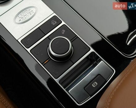 Чорний Ленд Ровер Рендж Ровер, об'ємом двигуна 3 л та пробігом 71 тис. км за 89990 $, фото 52 на Automoto.ua