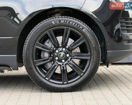 Чорний Ленд Ровер Рендж Ровер, об'ємом двигуна 3 л та пробігом 71 тис. км за 89990 $, фото 15 на Automoto.ua